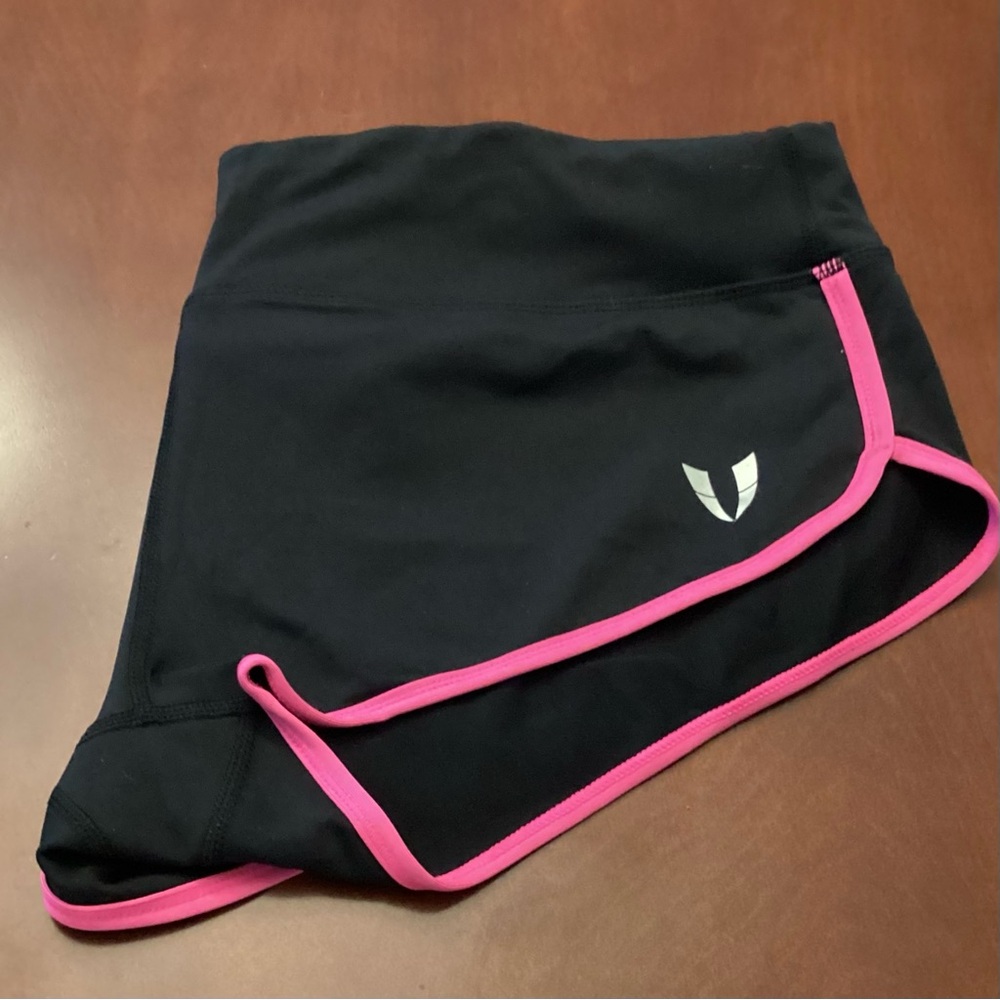 NWOT FIRM ABS Women’s Athletic Stretch Shorts Size XL Black with Pink Trim - Picture 3 of 10